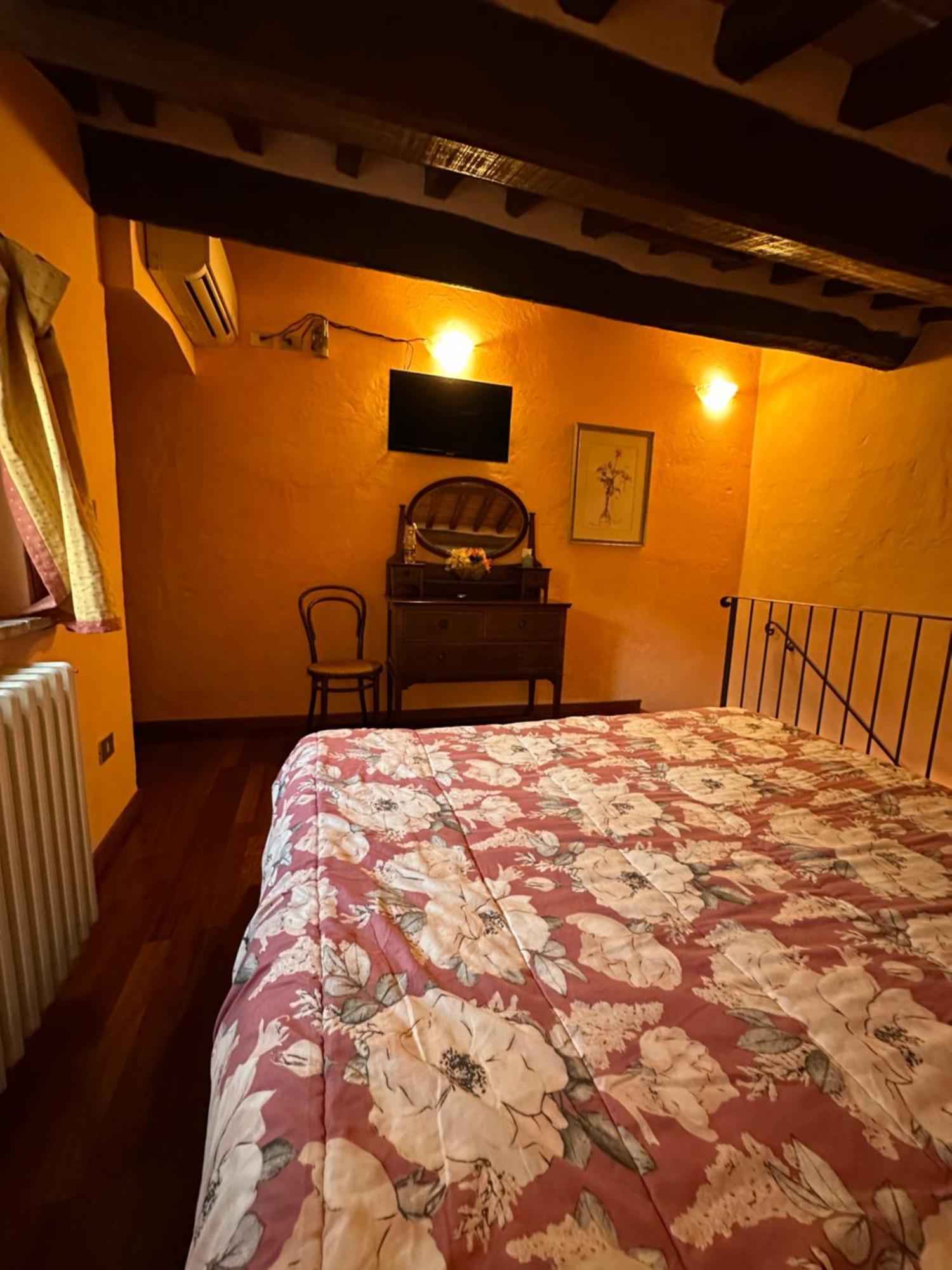 Locanda Guidi Bed and Breakfast Sansepolcro Esterno foto